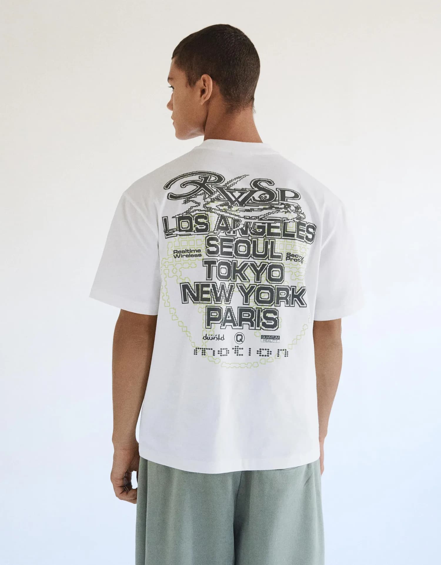 Camiseta Boxy com Nomes de Cidades