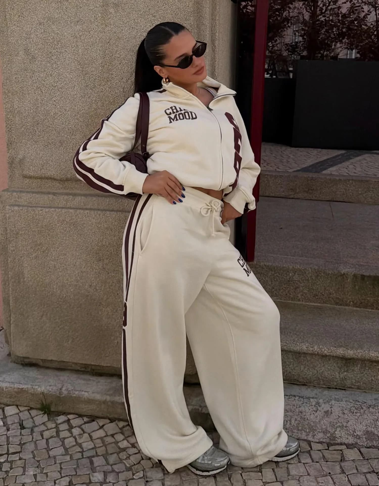 Calça de Moletom Wide Leg Bordada