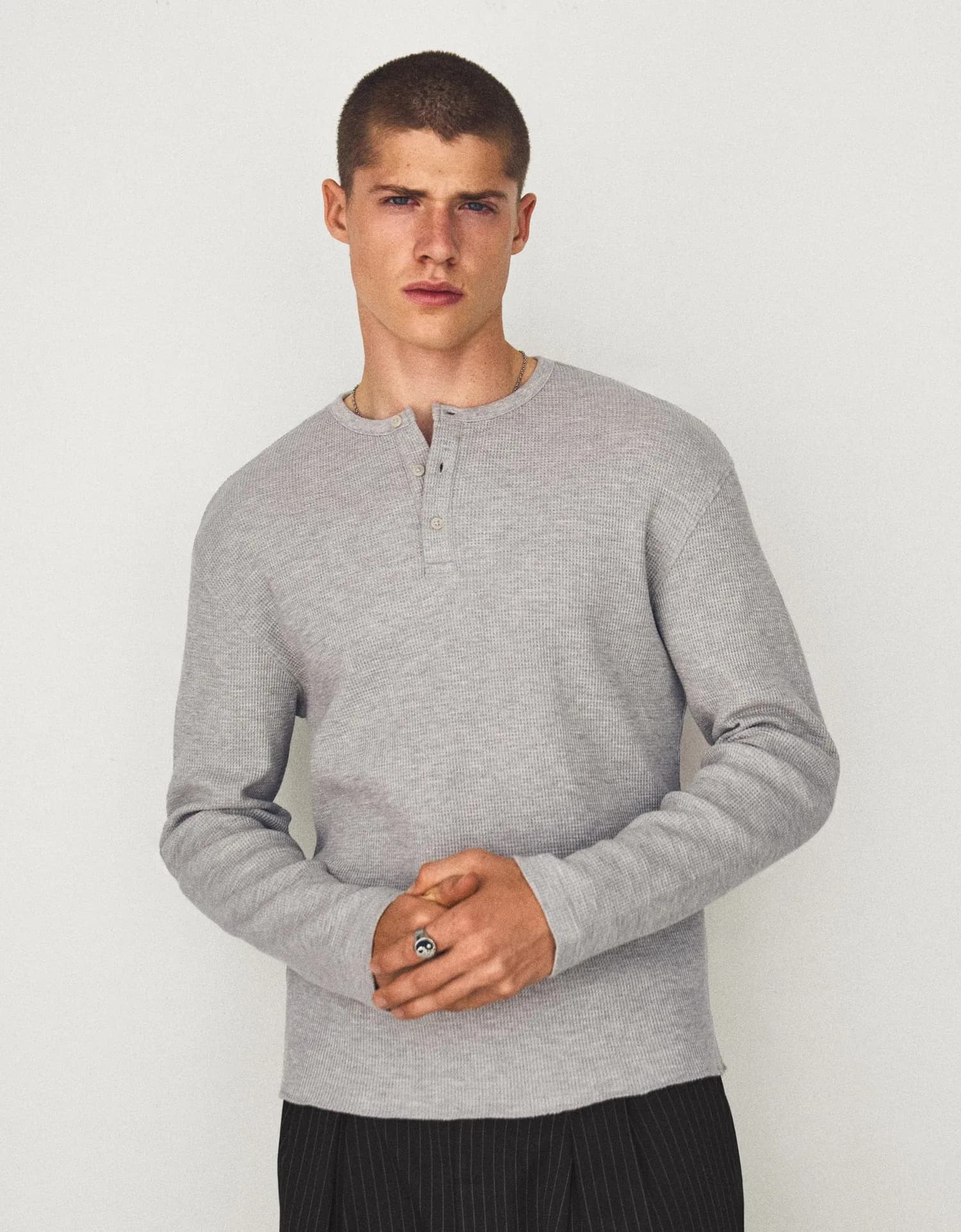 Camiseta Henley Slim de Manga Longa