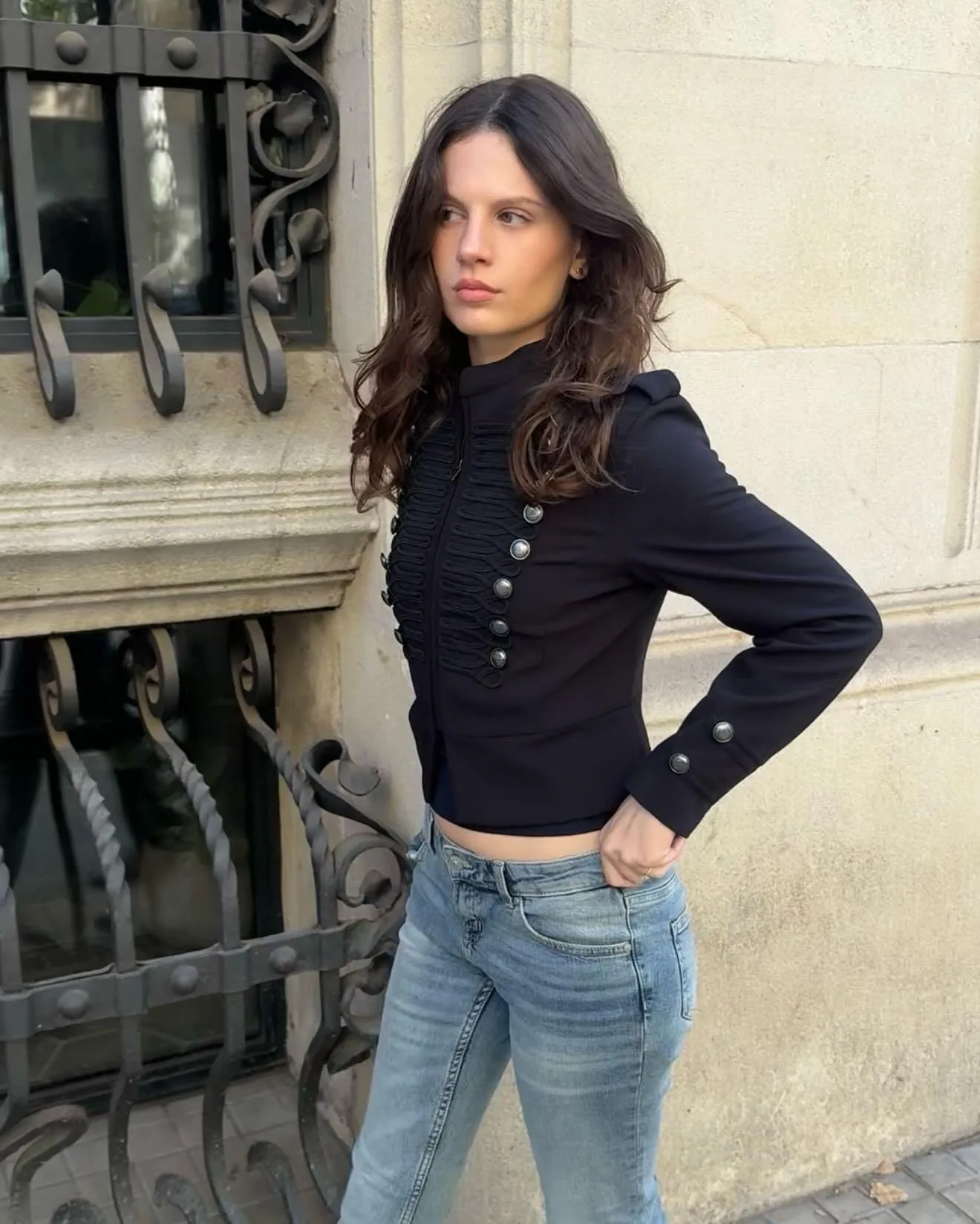 Blazer Acinturado com Botões