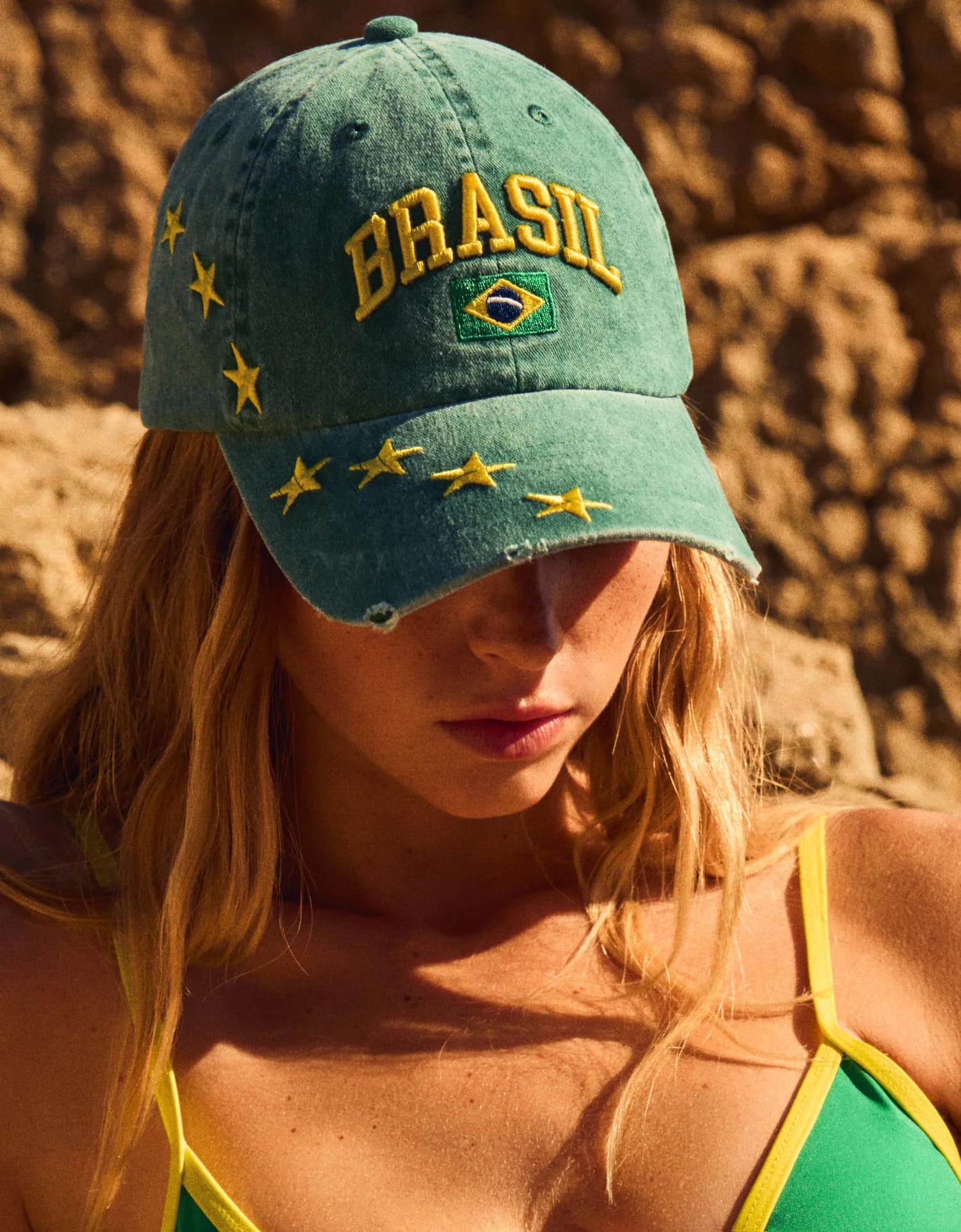 Boné Brasil Bordado