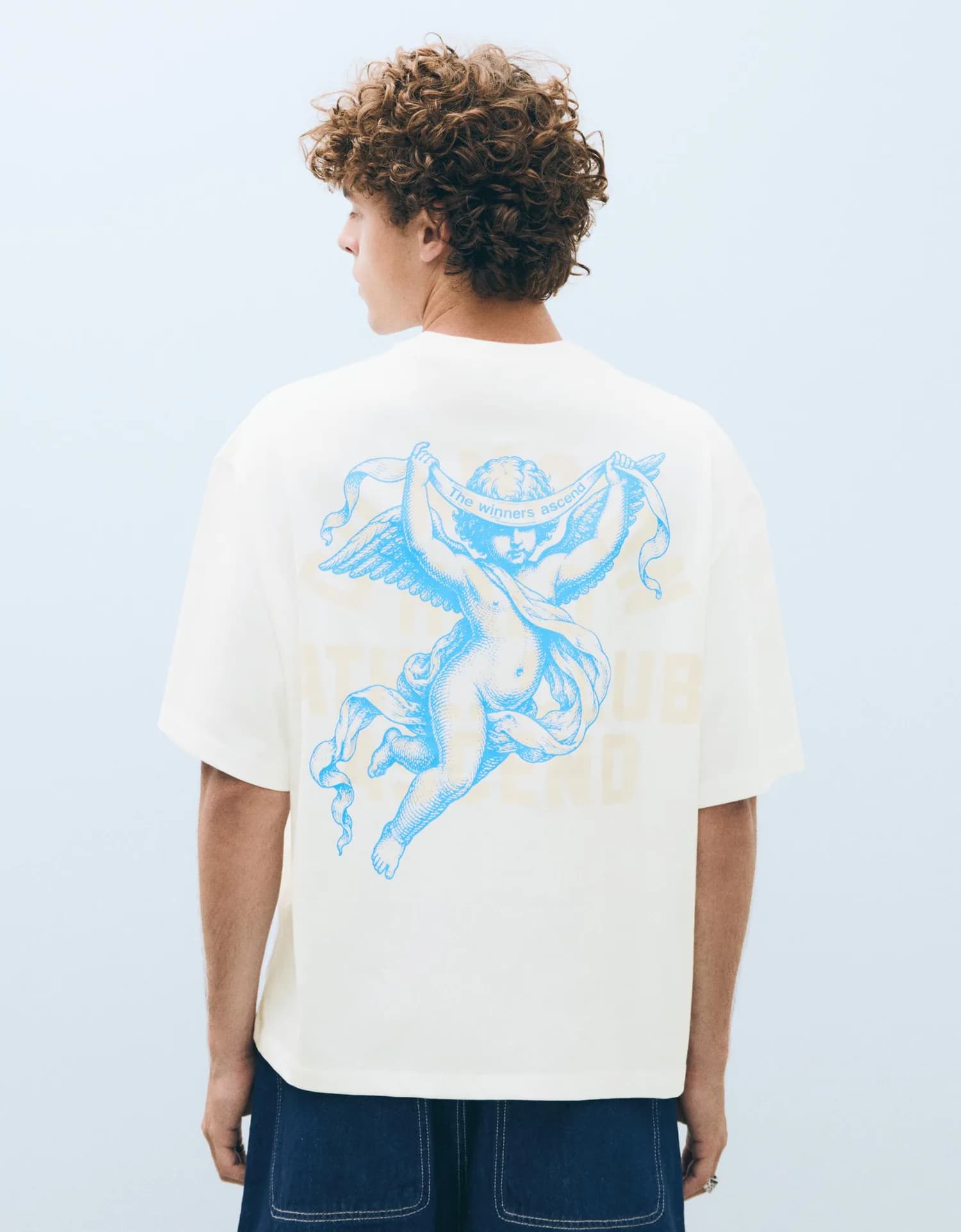 Camiseta Boxy com Estampa de Anjo