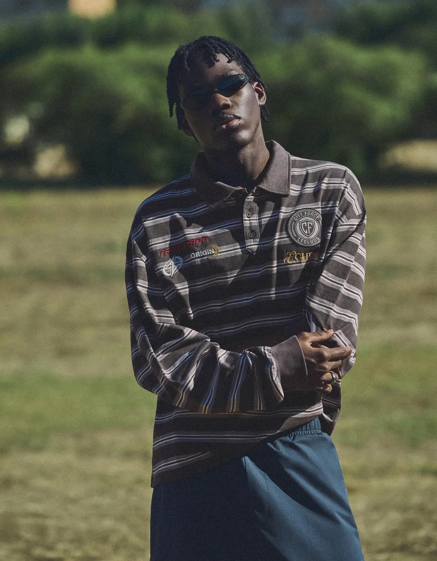 Polo Listrada de Manga Longa com Patches