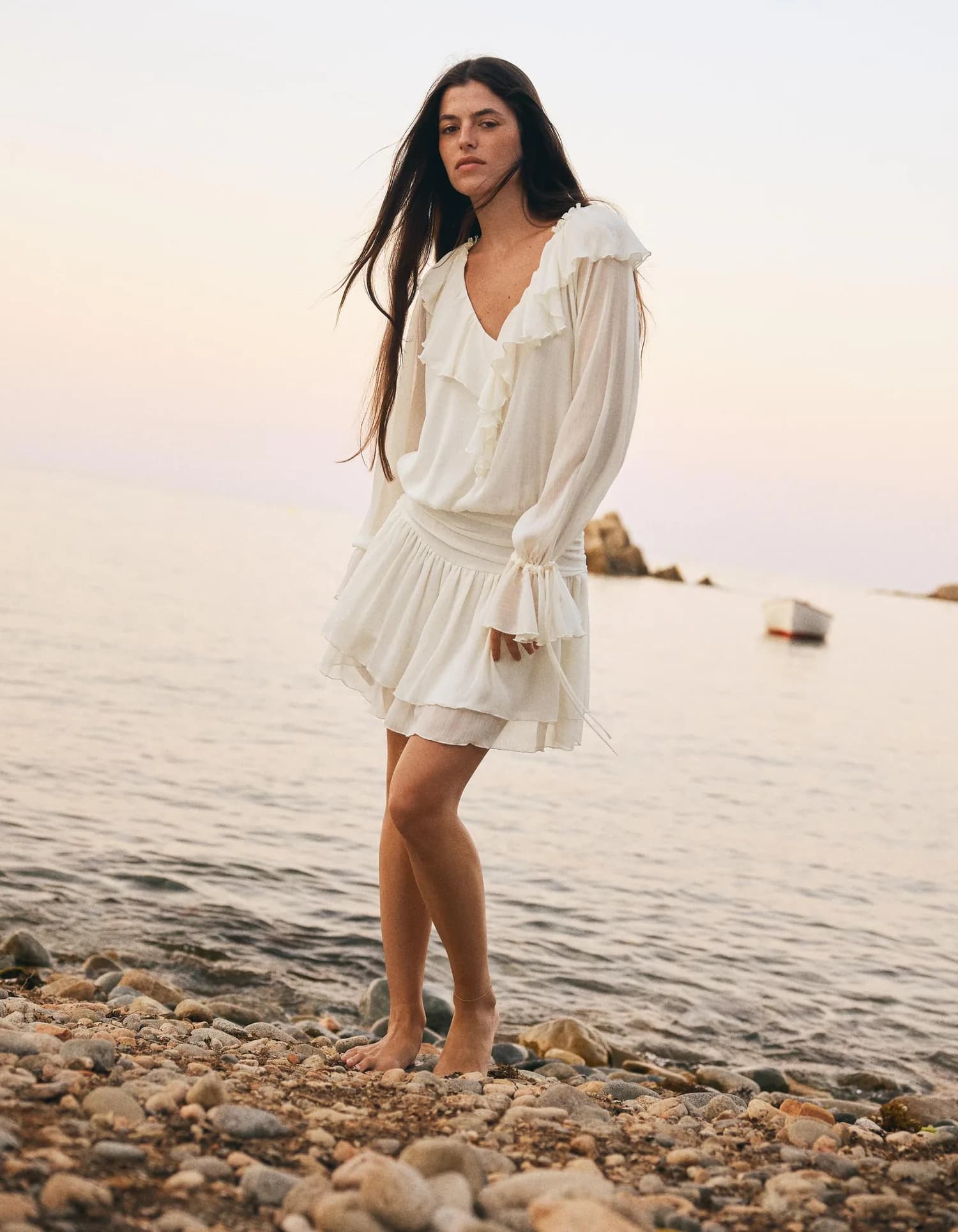 Vestido Mini com Babados