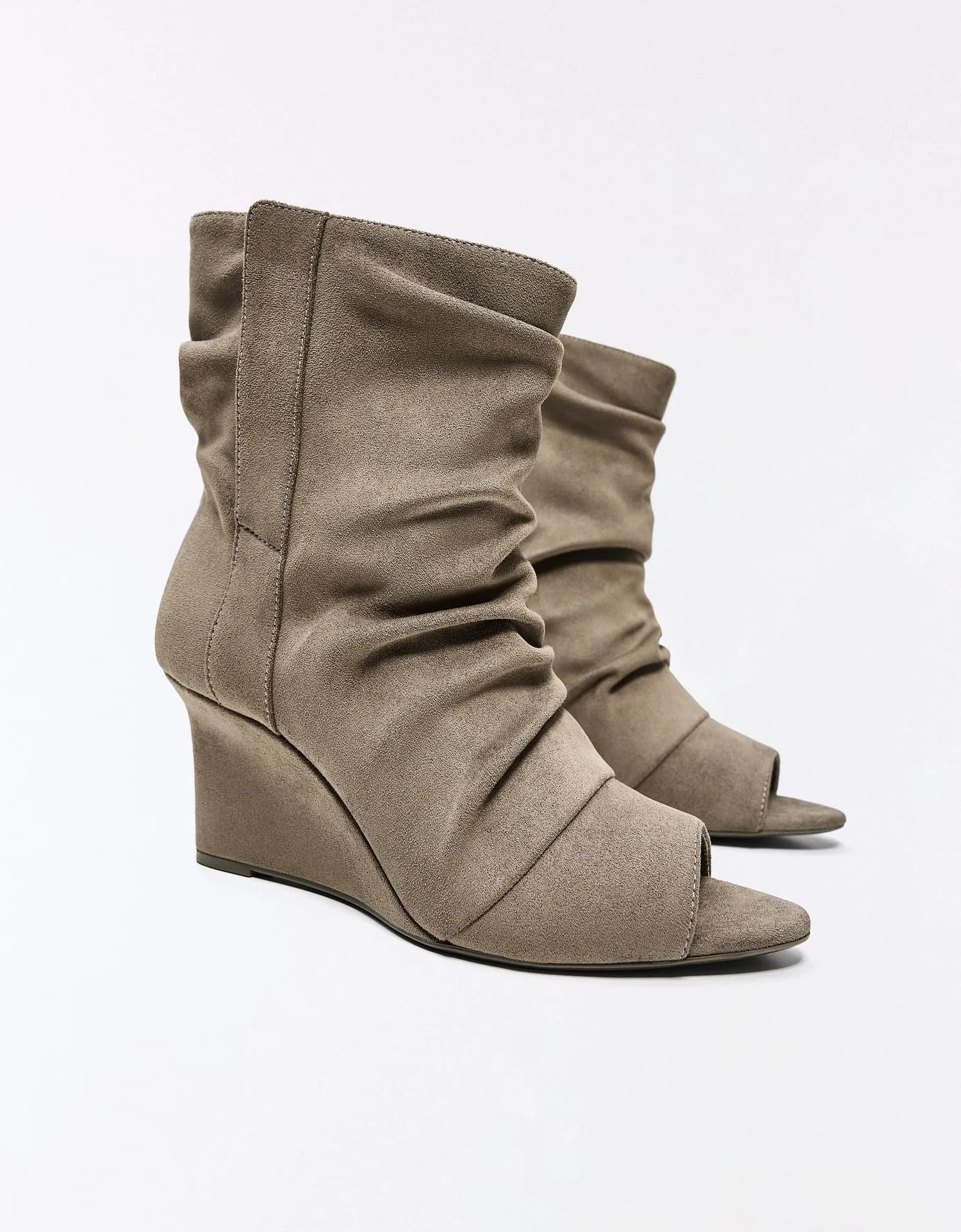 Botina Anabela Peep Toe Slouchy