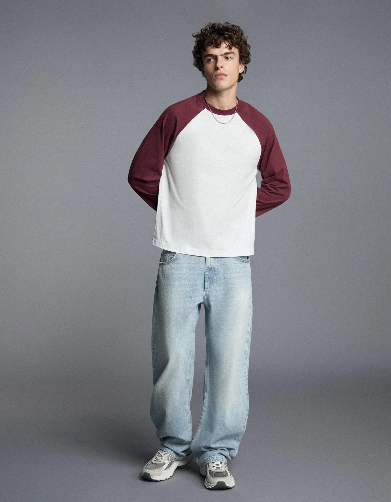 Calça Jeans Barrel com Costura Torcida
