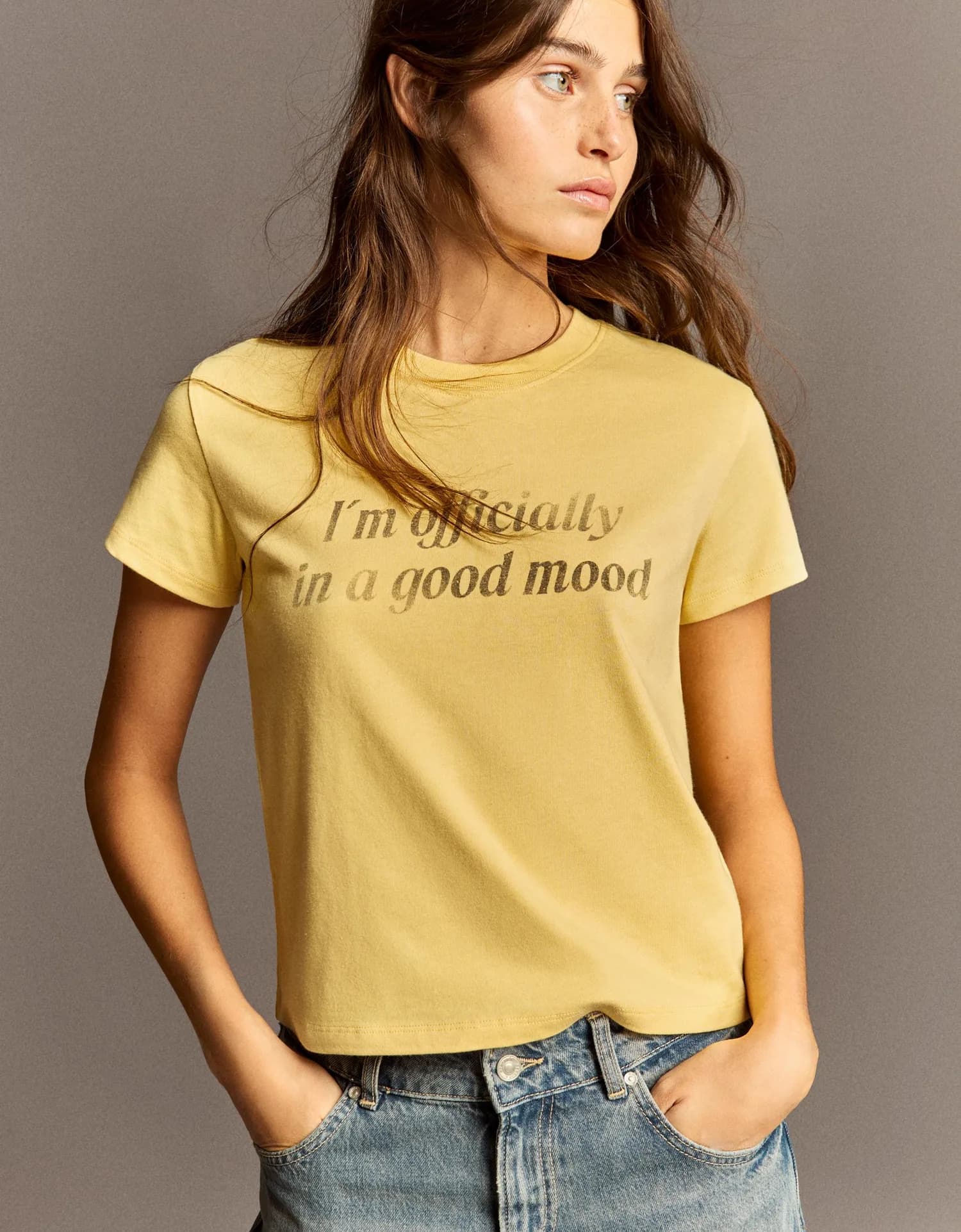 Camiseta com Lettering Estampado