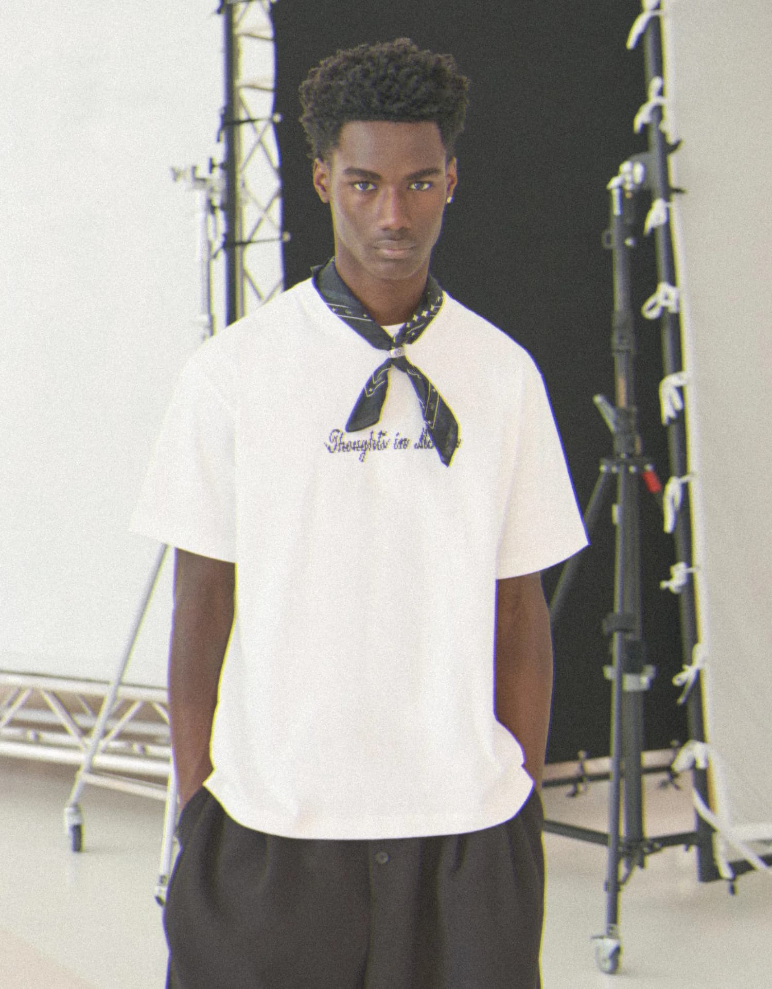 Camiseta Relax com Estampa Ornamental
