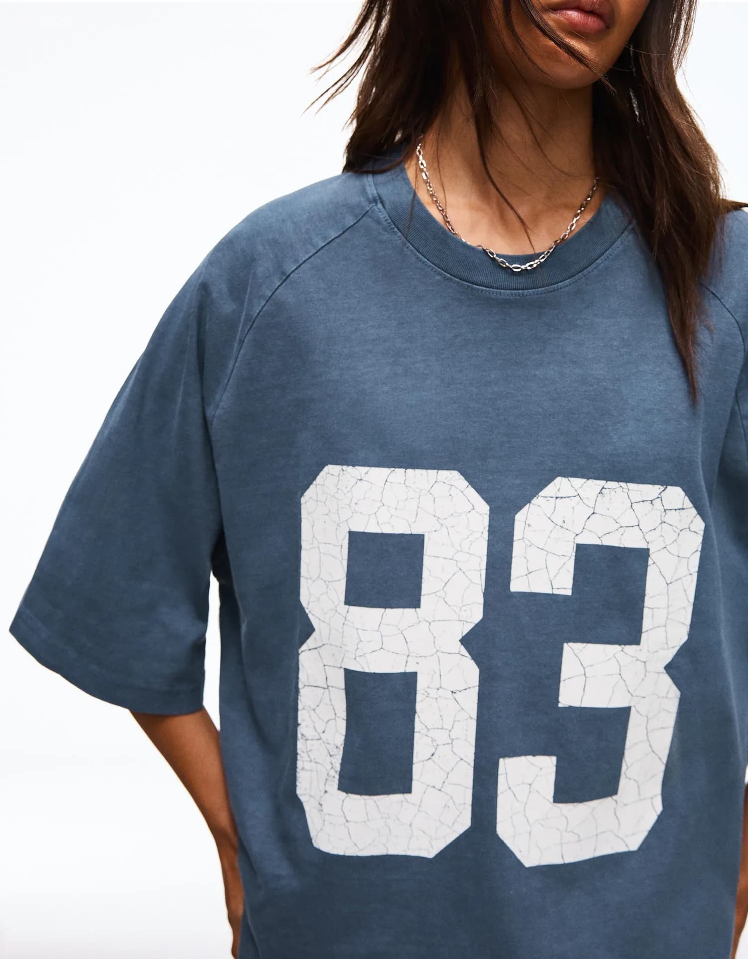 Camiseta Boxy com Número 83