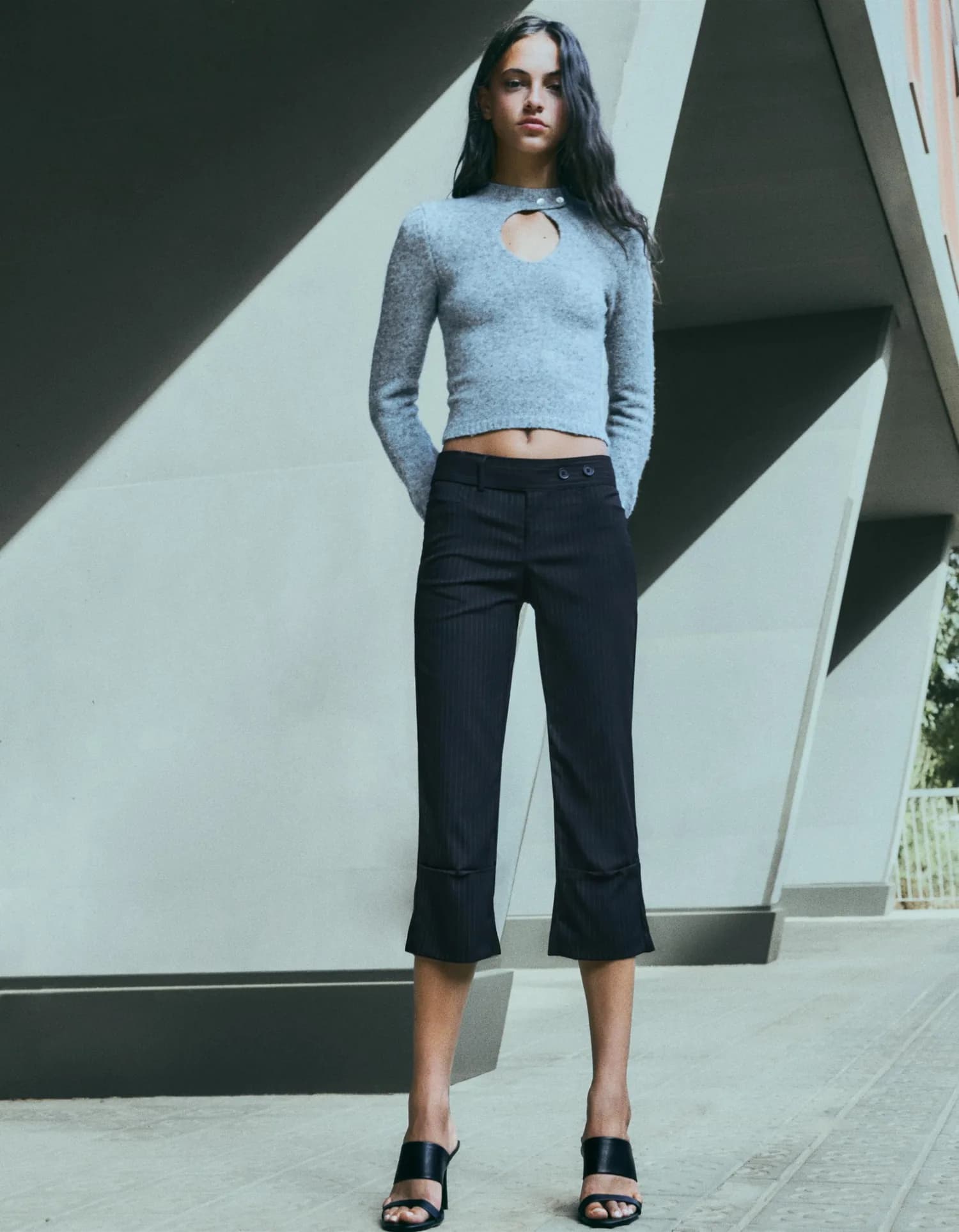 Calça Capri com Barra Larga