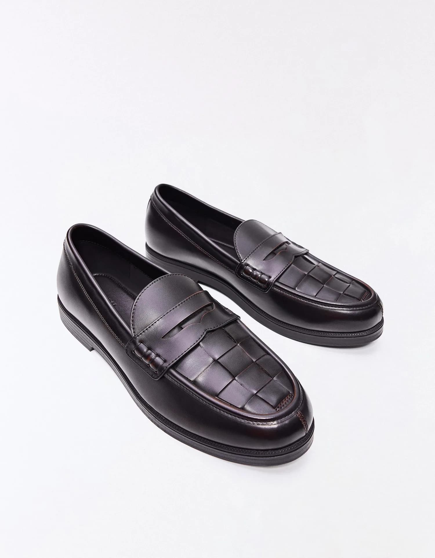 Mocassim Fino Trançado