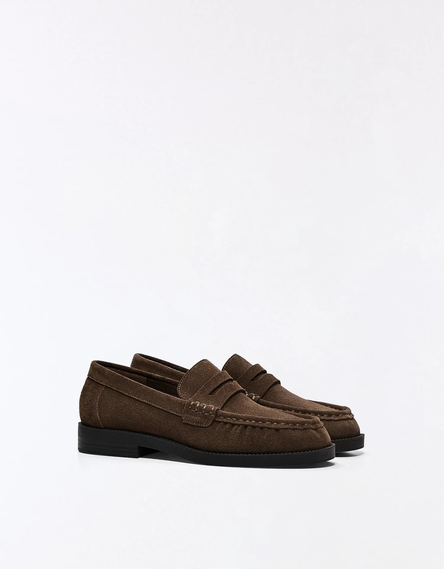 Mocassim de Couro com Sola Fina