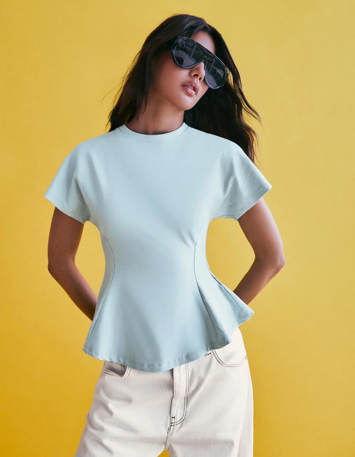 Camiseta Peplum de Manga Curta