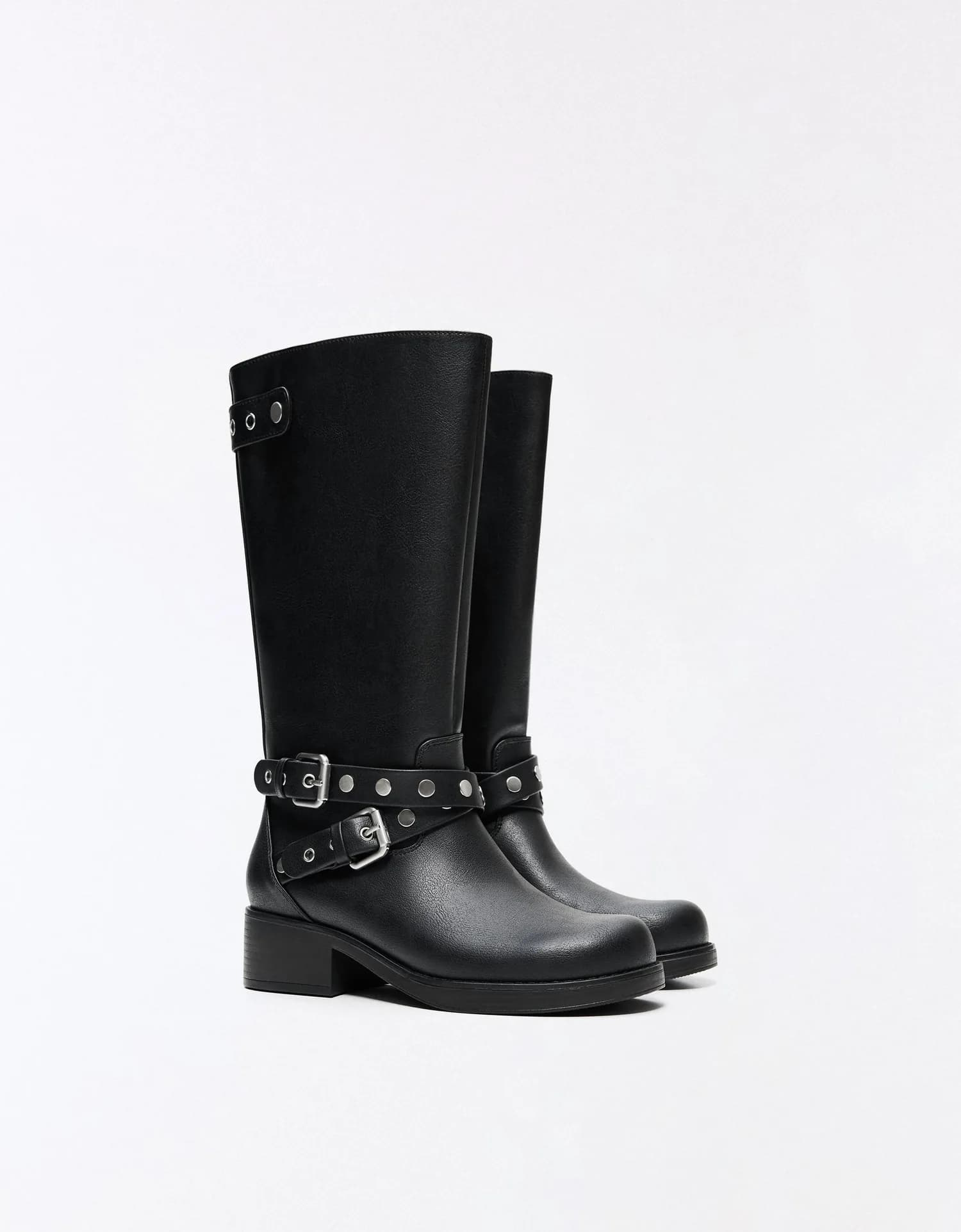 Bota Biker com Tachas