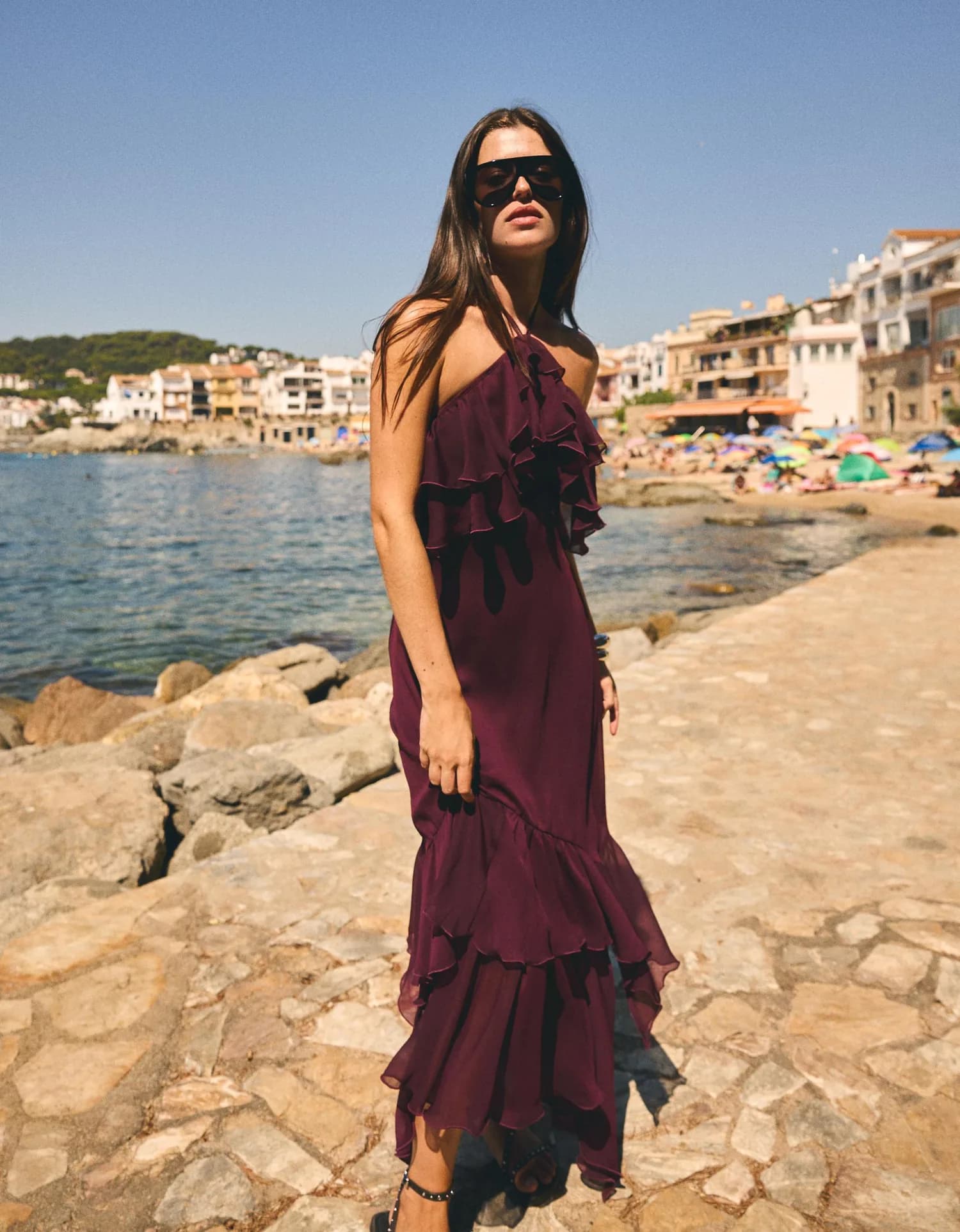 Vestido Midi com Babados