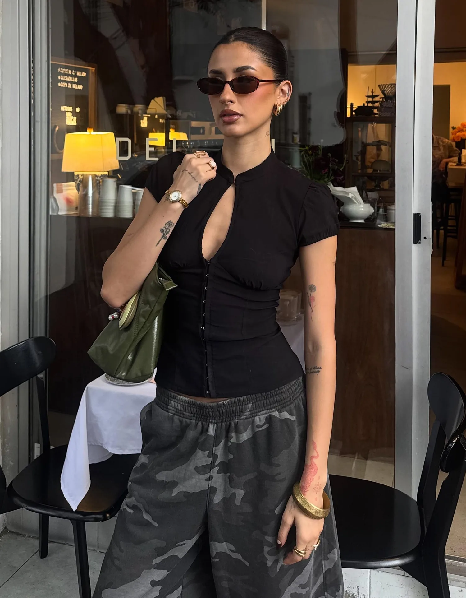 Camisa Qipao com Botões de Pressão