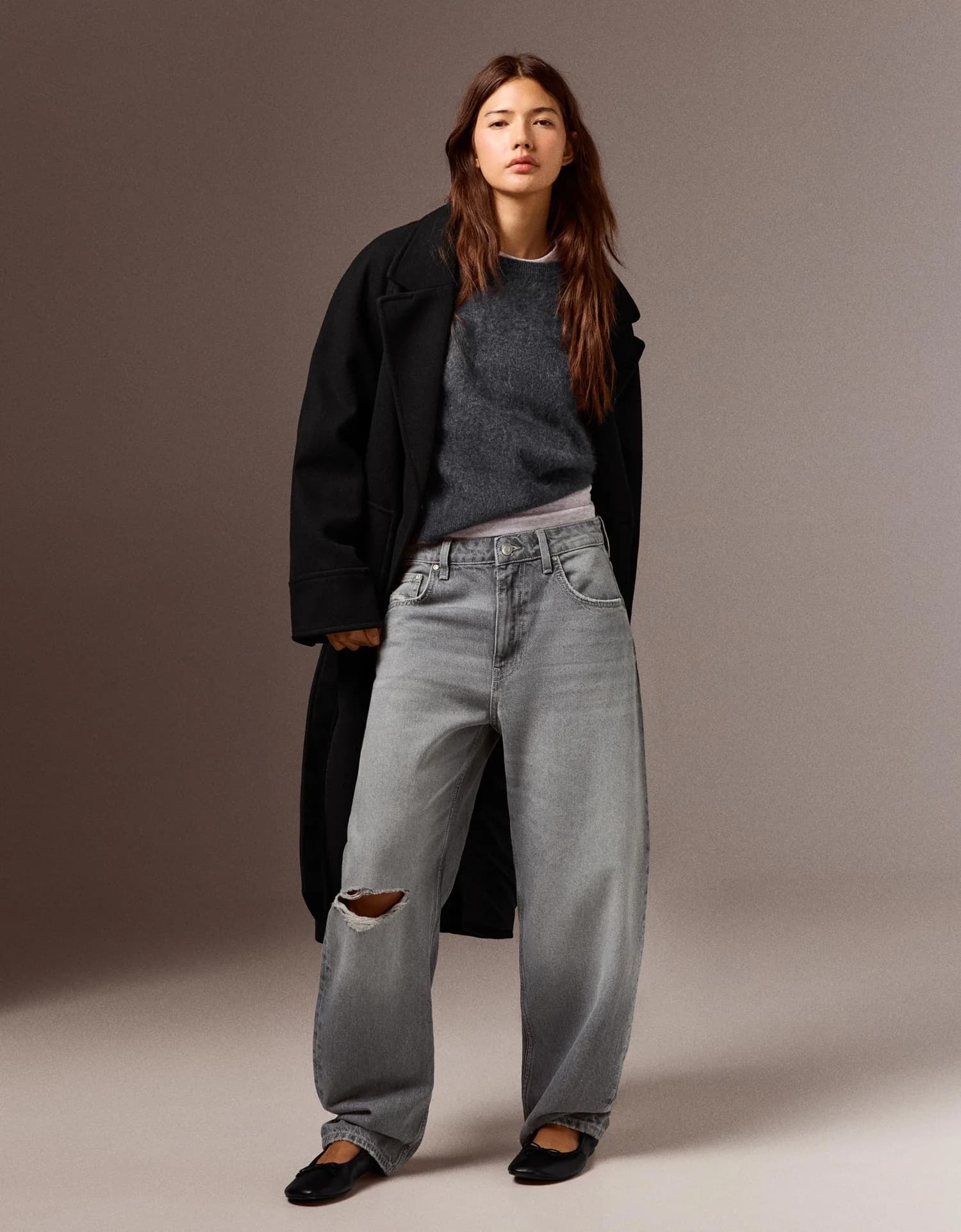 Calça Jeans Barrel com Rasgos