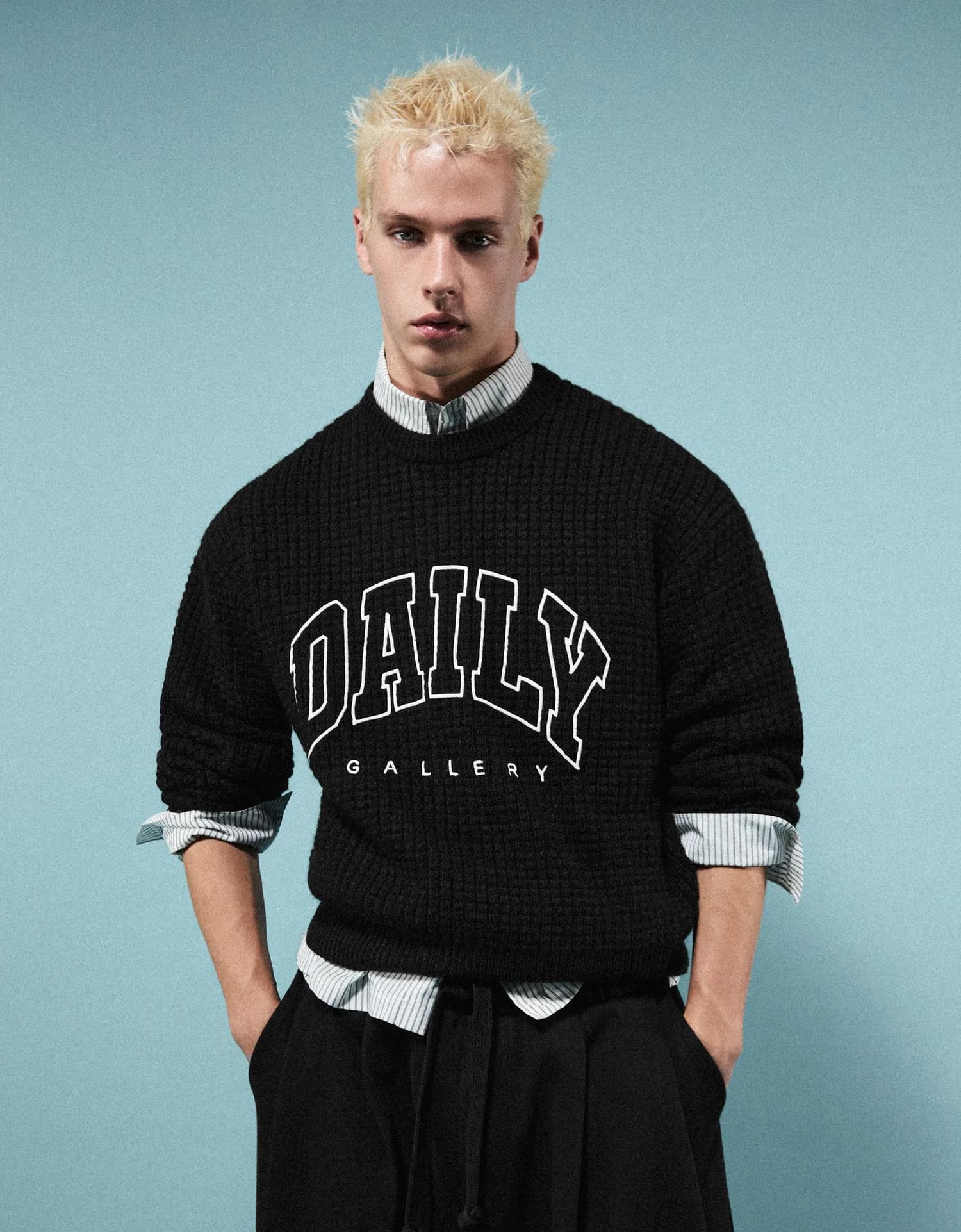Suéter Waffle com Bordado Varsity